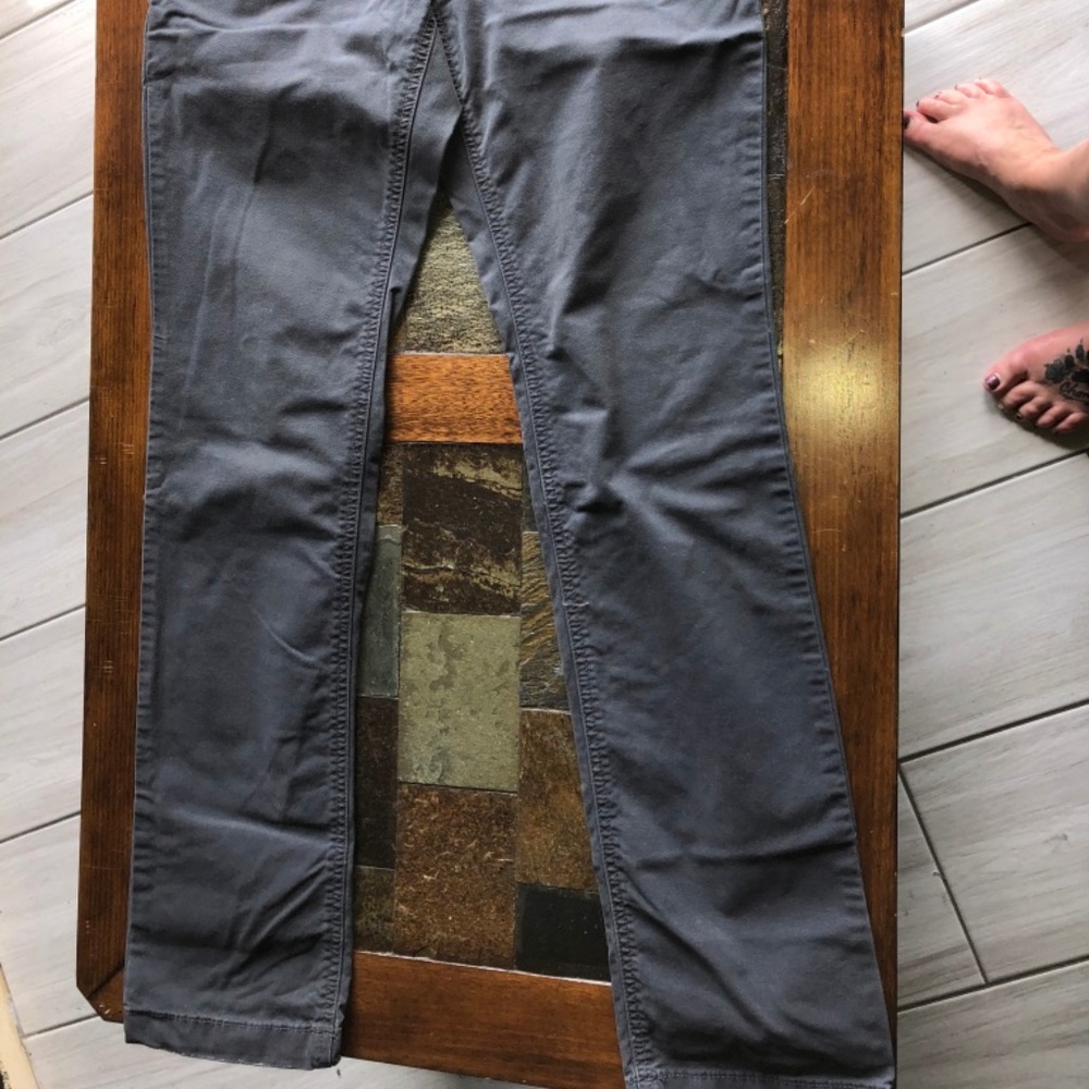 Old Navy lowest rise charcole stretch pant size 6